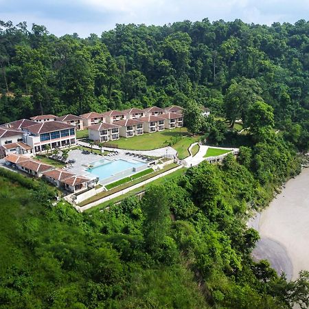 Regenta Resort & Spa By Riverside, Читван Екстериор снимка